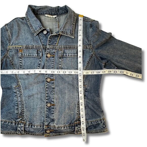 CAbi Denim Jean Jacket Womens Size Medium Blue Chest Pockets #511 - Picture 11 of 16